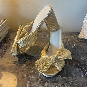 Elegant Gold Women's Heels with Bow Detail